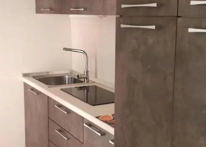 Hob Via Rausei Reggio Calabria